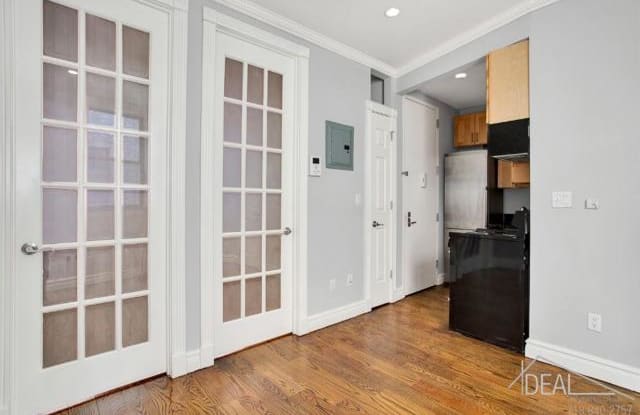 332 E 35th Street - 332 East 35th Street, New York City, NY 10016
