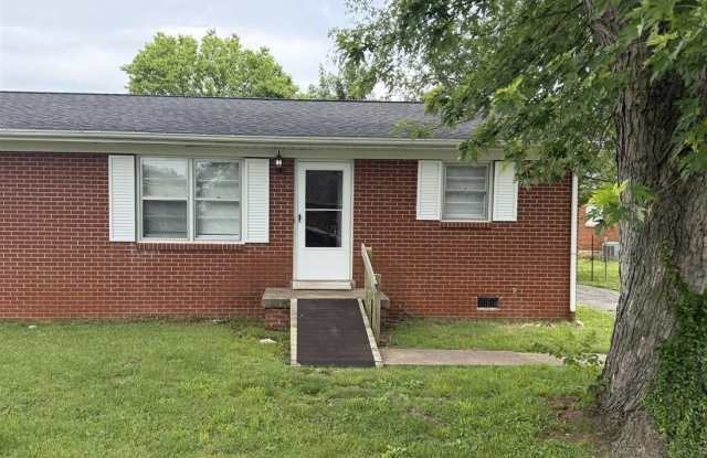 1456 Longview Drive Gallery 2