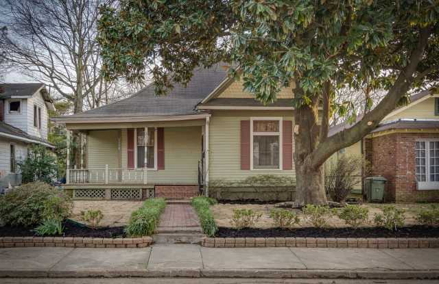 Look  Lease Special! 3BR/1B Home in GREAT Midtown Location!! photos photos