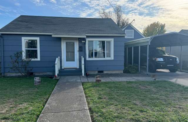 3 Bedroom with Large yard near the Canal! photos photos