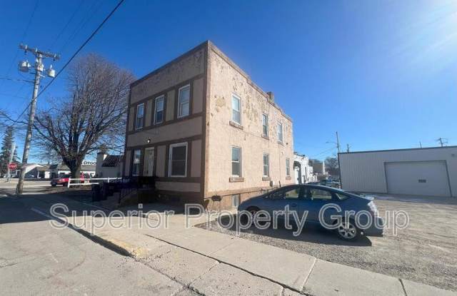 106 W Stroud St photos photos