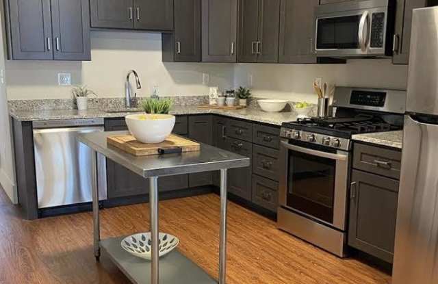 71 Adams St. photos photos