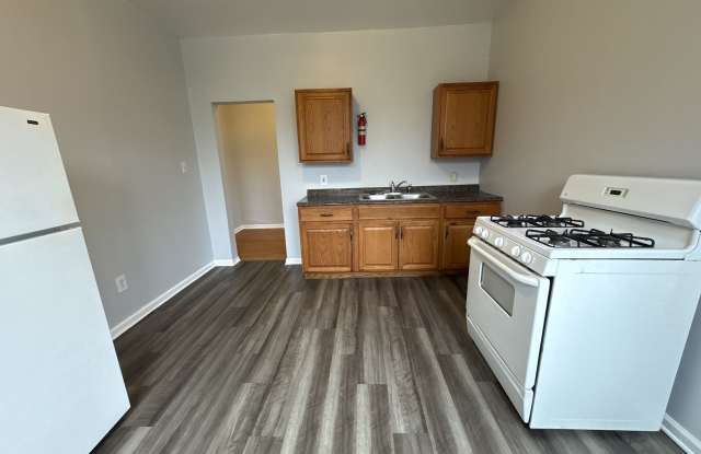 712 Russellwood Avenue - 1 - 1st floor photos photos