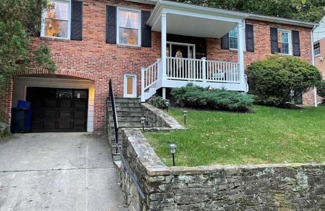 5520 WESTBARD AVENUE photos photos