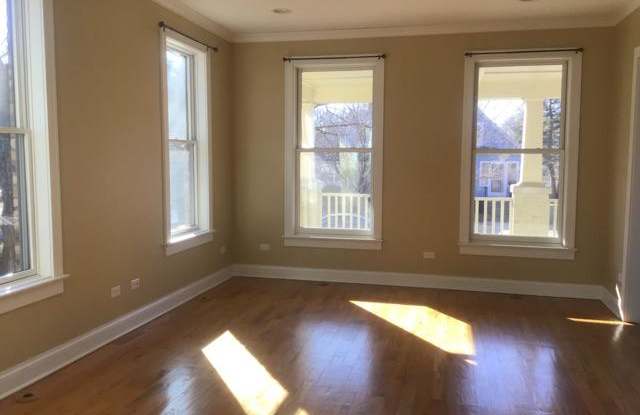 541 Wesley Avenue Gallery 2