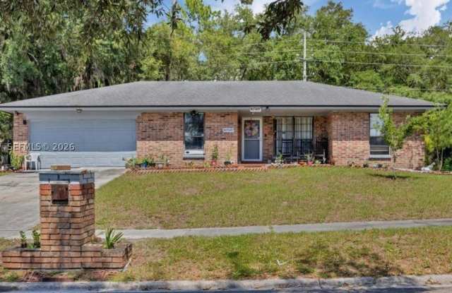 6247 E Cranberry Ln Gallery 1