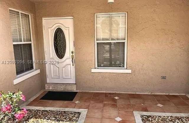 14740 SW 170th Ter Gallery 2