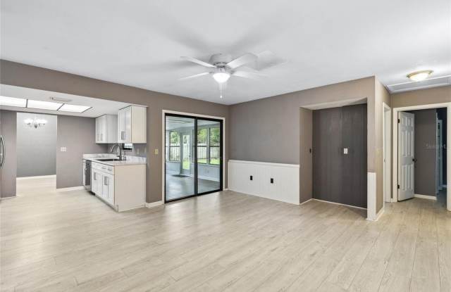 1716 SW 77TH Terrace Gallery 2
