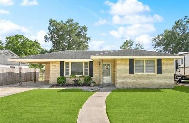 359 OLIVE Drive photos photos