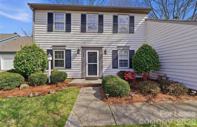 805 Farm Tree Lane photos photos