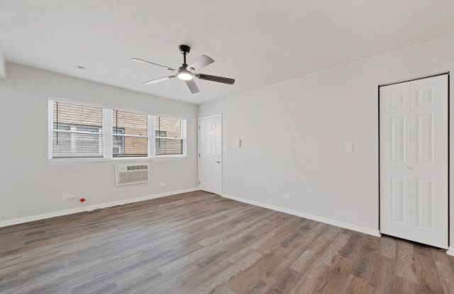 1844 South Fairfield Avenue - 2W Gallery 2