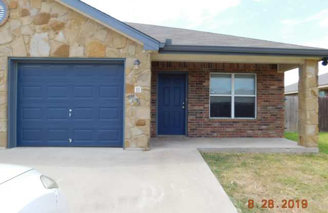1202 Cavalry Apt B photos photos