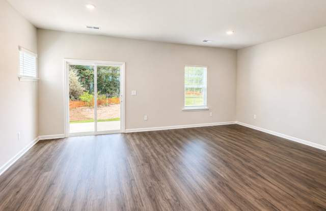 Modern Townhome with Spacious Open Floor Plan Gallery 4