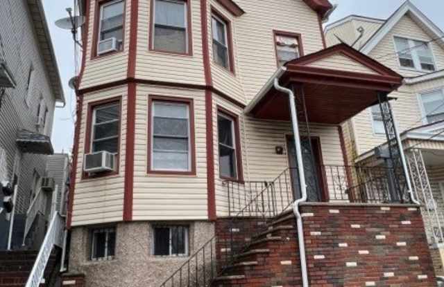 31 Tappan St photos photos