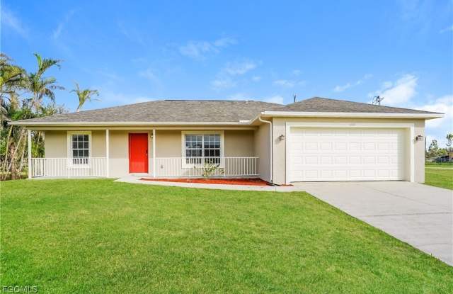 1405 SW 13th Terrace photos photos