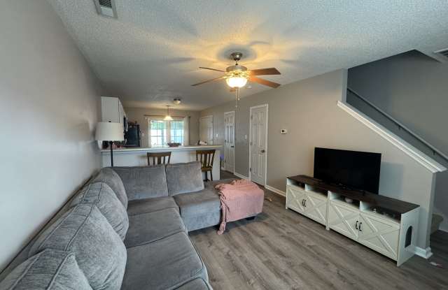 5006 Banister Loop - 1 Gallery 2