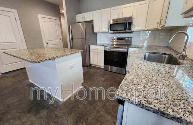 9822 Utopia Dr Gallery 3