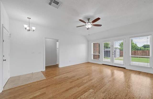 9960 Williford Trail Gallery 4