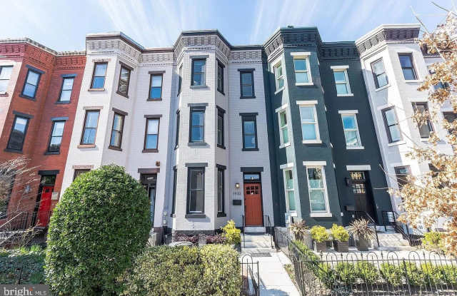 1932 15th Street Northwest - 3 photos photos