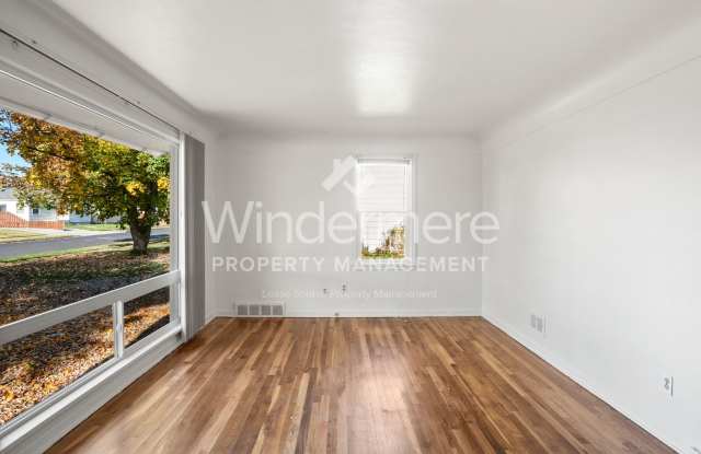 Darling 2 bedroom, 1 bath Home In Spokane photos photos