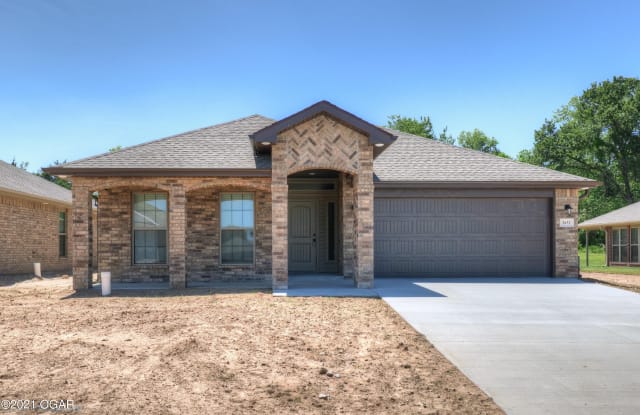 2632 Lois Lane - 2632 S Lois Ln, Joplin, MO 64804