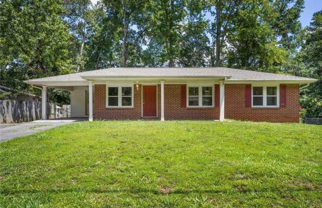 2416 Lakewood Drive NW photos photos