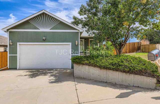 5260 Wyandot St photos photos
