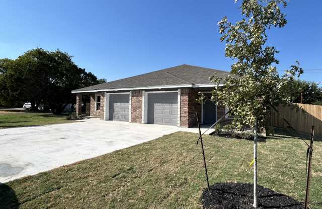 1500 Mohican Trail - A Gallery 4