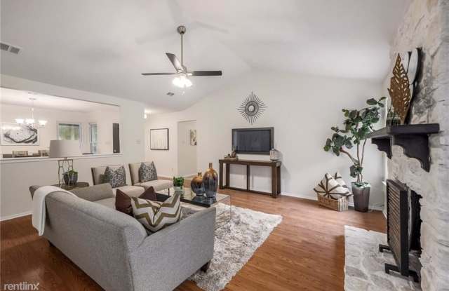 11503 Heathrow Dr Gallery 2