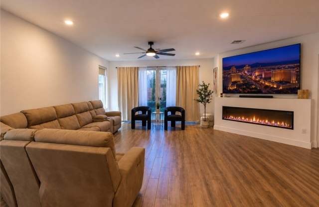 6366 Pipers Brook Lane photos photos