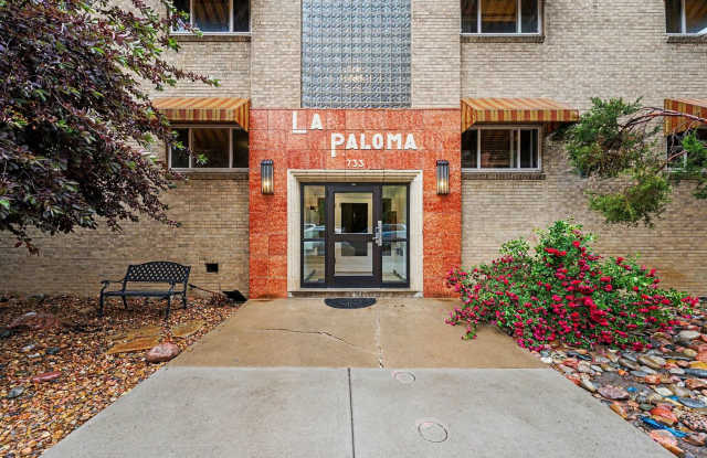Bright Updated 2-Bed Condo with Vintage Charm Near Wash Park & Cherry Creek photos photos Bright Updated 2-Bed Condo with Vintage Charm Near Wash Park & Cherry Creek photos photos