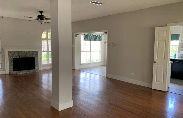 2074 Cameo Drive Gallery 2