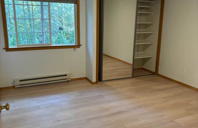 3358 Southbend Place Gallery 3