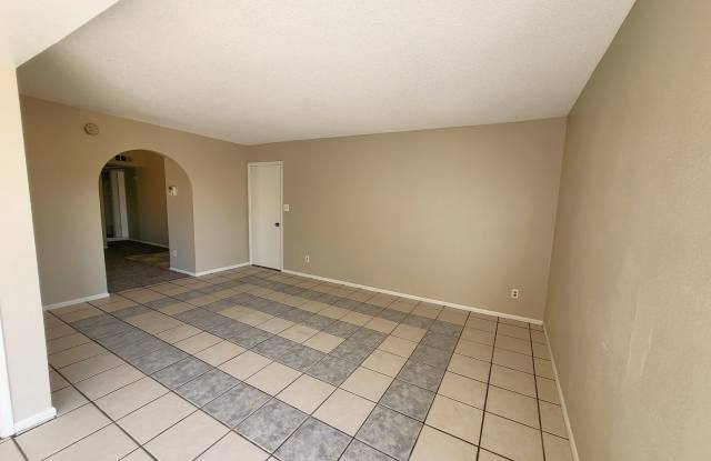 AFFORDABLE WESTSIDE HOME AVAILABLE! Gallery 3