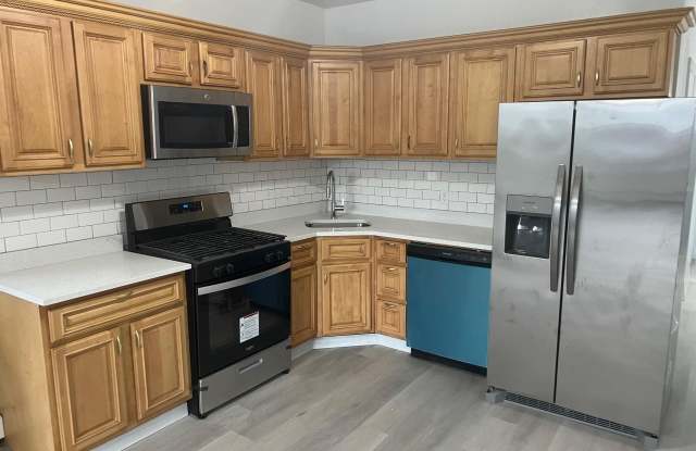 295 STEGMAN PARKWAY - 295 Stegman Parkway, Jersey City, NJ 07305