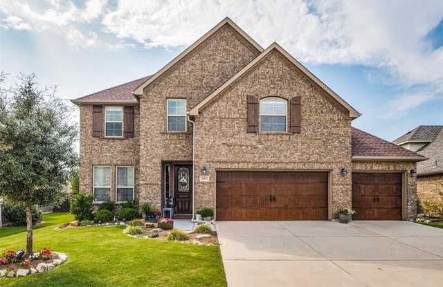 3003 Lakefield Drive Gallery 2