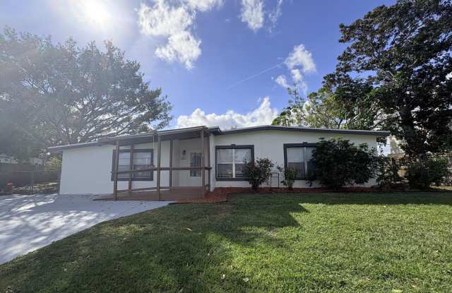 1217 Pinewood Drive - 1217 Pinewood Drive, Melbourne, FL 32935