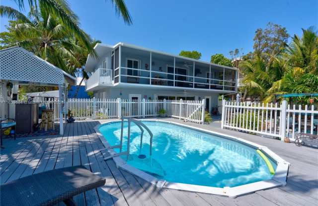 130 Plantation Ave - 130 Plantation Avenue, Islamorada, Village of Islands, FL 33070