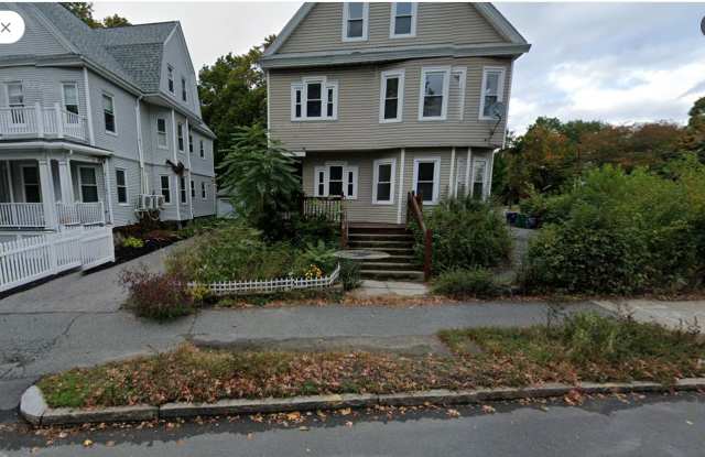 1011 Washington Street Unit #2 Parkings - 2 photos photos