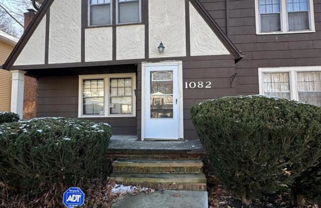 1082 Hillstone Road - 1 photos photos