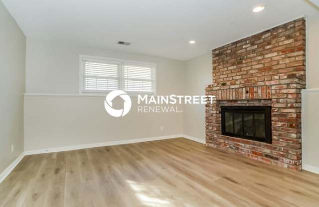 15915 West 152nd Circle Gallery 3
