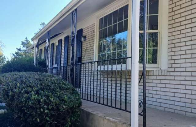 6538 PRINCESS GARDEN Parkway Gallery 1