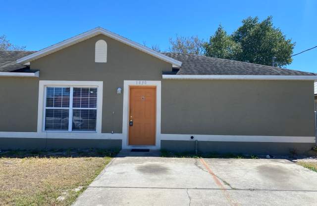 3 Bedroom, 1 bathroom Duplex Winter Haven! photos photos
