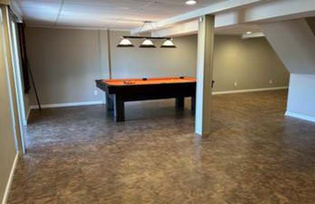8 Parkrose Court Gallery 3