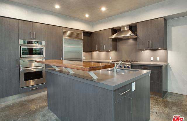 538 Broadway Street - 538 Broadway Street, Los Angeles, CA 90291