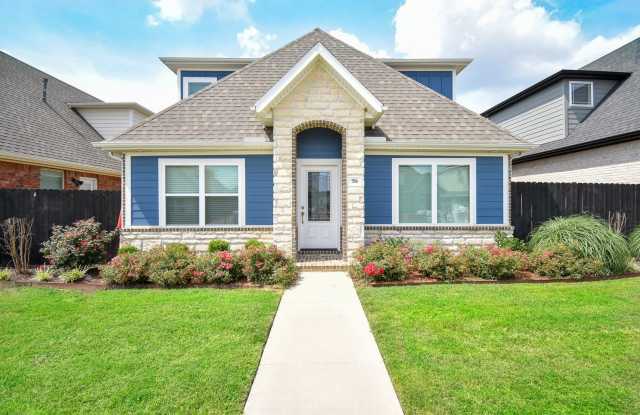 4 Bedroom 3.5 Bathroom Home in the heart of Fayetteville, AR!! photos photos