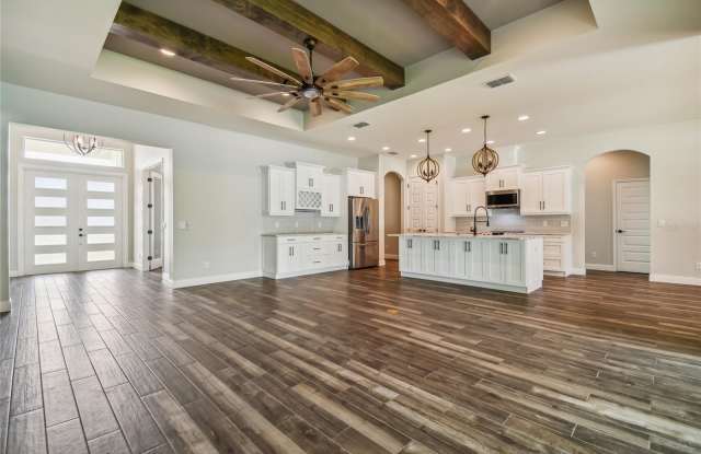 5054 SIESTA Place Gallery 4