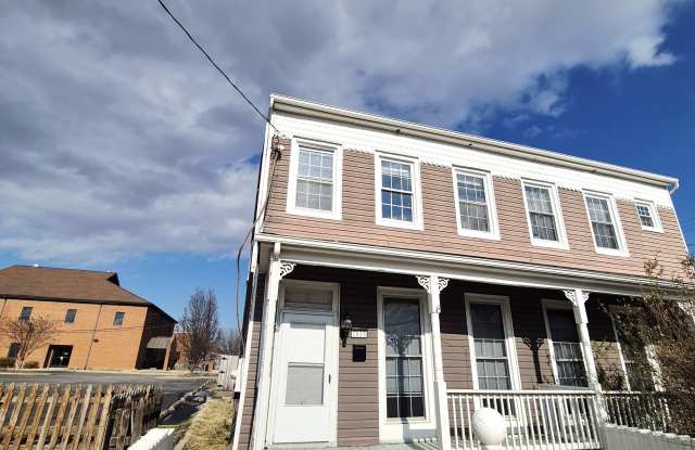 2820 Q Street photos photos