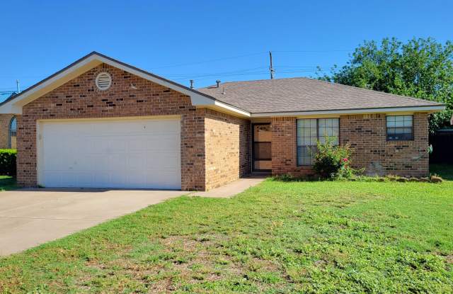 3-Bedroom Home with Fireplace, Private Primary Suite & Backyard Deck Gallery 4