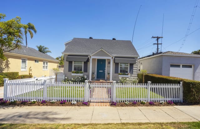 4248 Adams Ave - 4248 Adams Avenue, San Diego, CA 92116